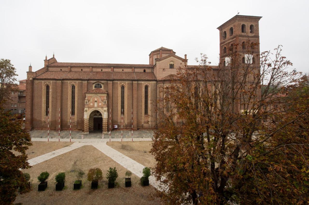 Апартаменты Casa Della Cattedrale Асти Экстерьер фото